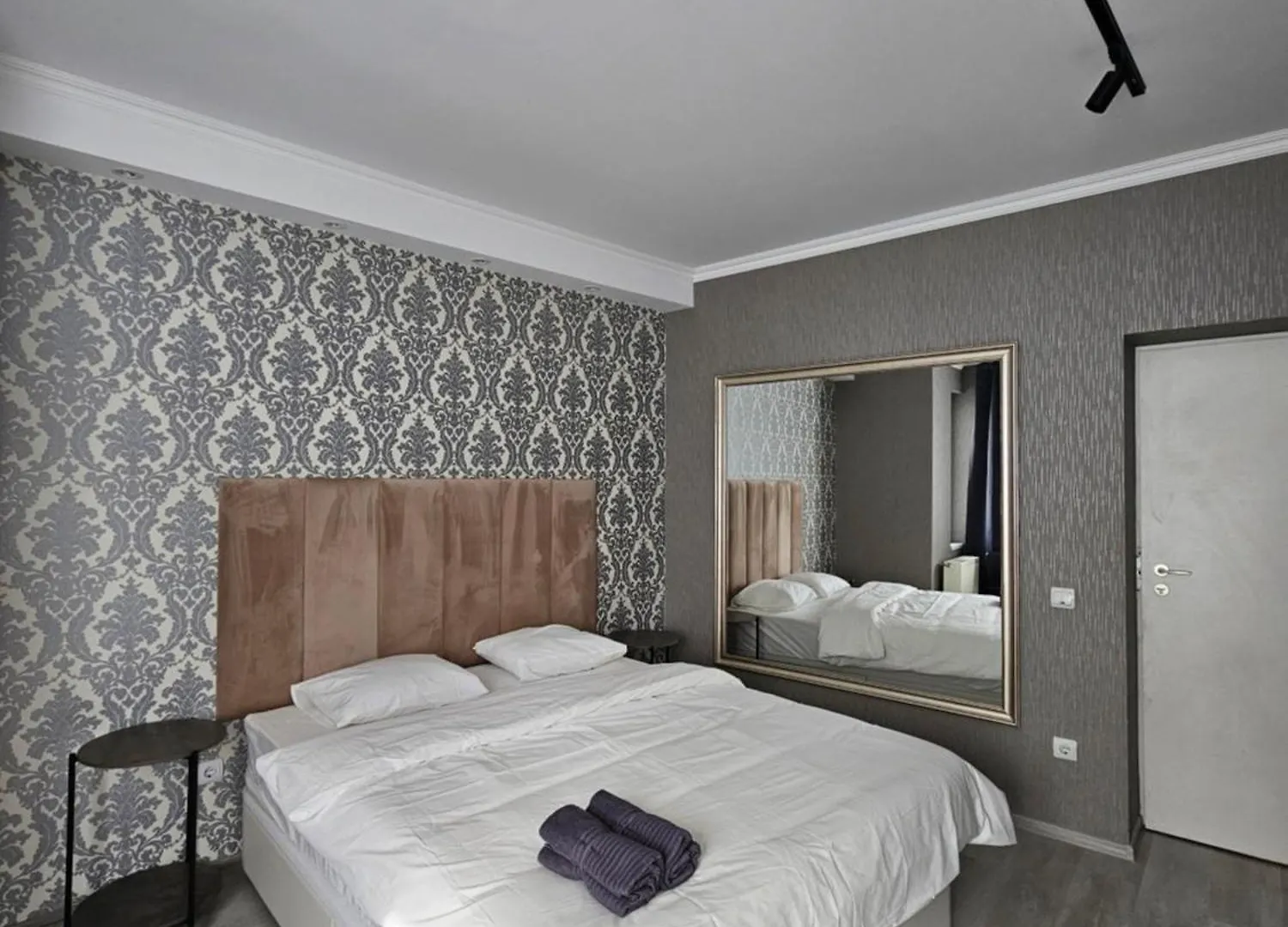 Touristic Center Jean Louis Calderon 28 Street Apartment Bucharest