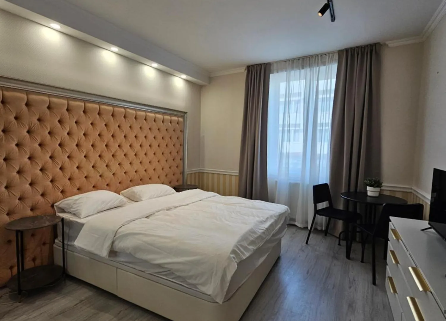 Touristic Center Jean Louis Calderon 28 Street Apartment Bucharest