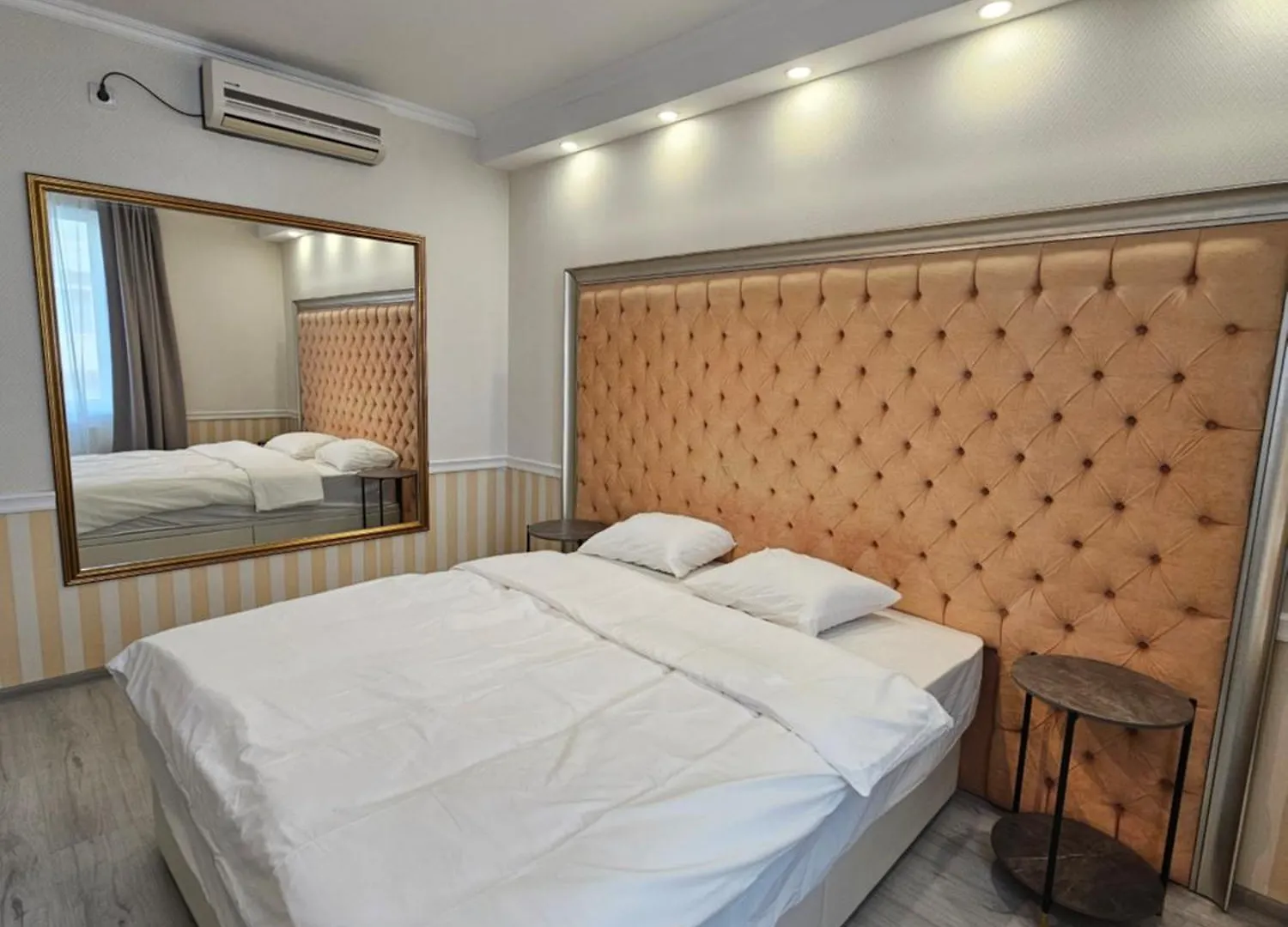 Touristic Center Jean Louis Calderon 28 Street Apartment Bucharest