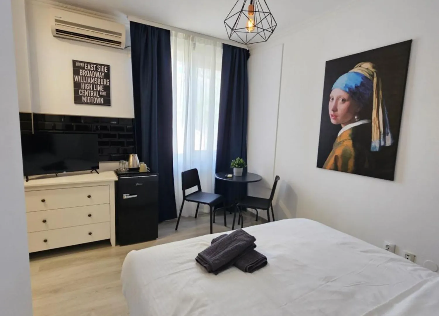 Touristic Center Jean Louis Calderon 28 Street Apartment Bucharest Romania