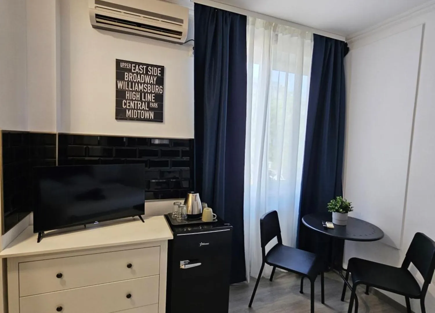 Touristic Center Jean Louis Calderon 28 Street Apartment Bucharest 0*,