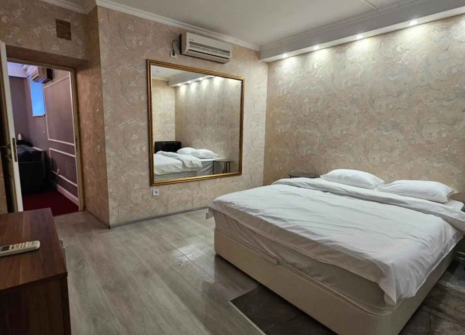 Touristic Center Jean Louis Calderon 28 Street Apartment Bucharest